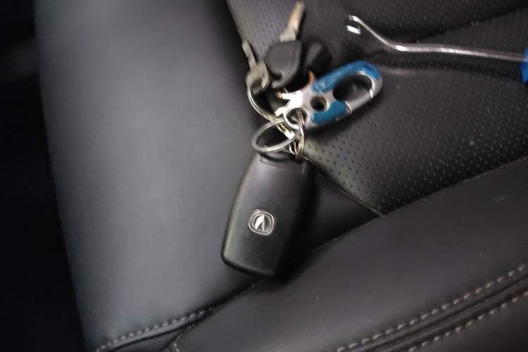 Used CHANGAN CS75 2018 280T Manual Smart Edition China V Standard Interior 1