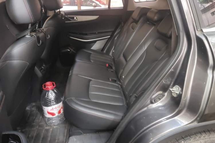 Used CHANGAN CS75 2018 280T Manual Smart Edition China V Standard Interior 4