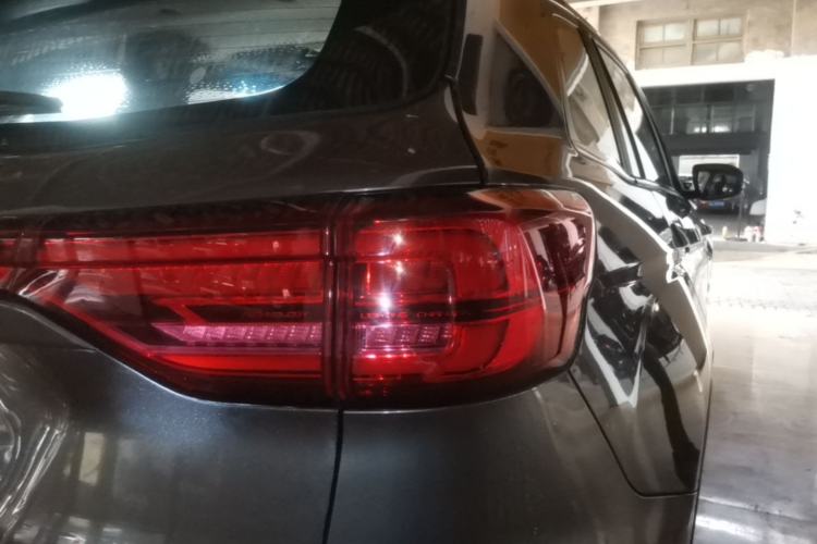 Used CHANGAN CS75 2018 280T Automatic Smart Edition China V-standard Right Rear Taillight