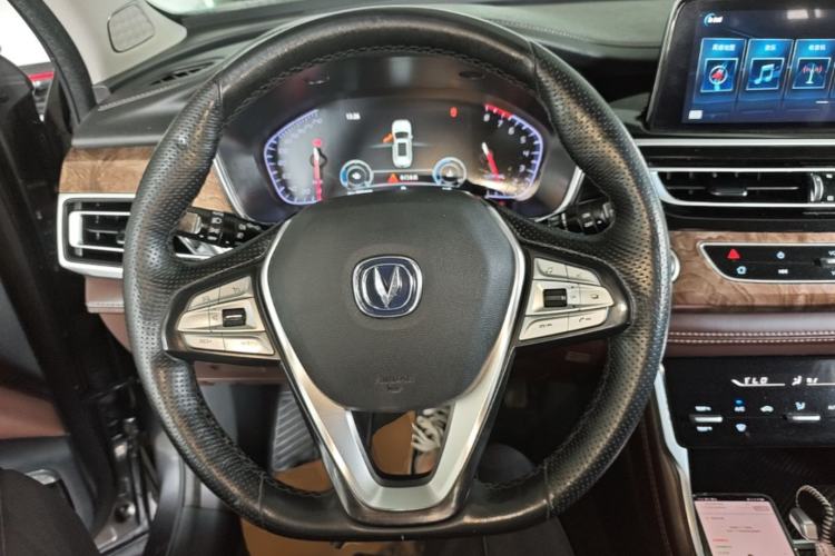 Used CHANGAN CS75 2018 280T Automatic Smart Edition China V-standard Steering Wheel
