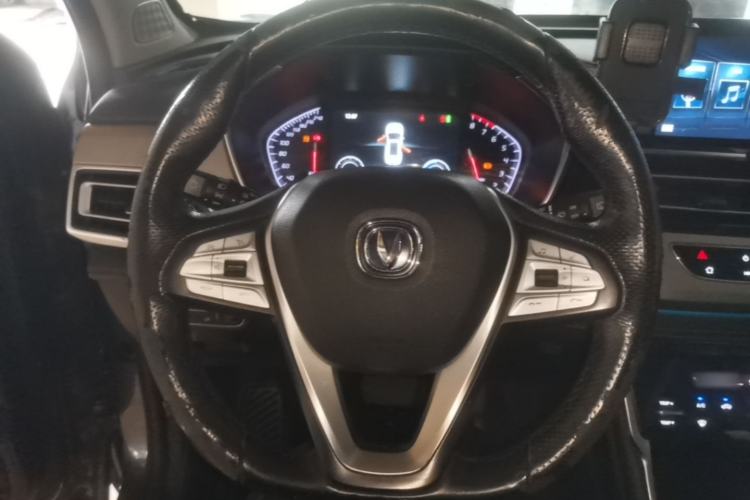 Used CHANGAN CS75 2018 280T Automatic Smart Edition China V-standard Steering Wheel