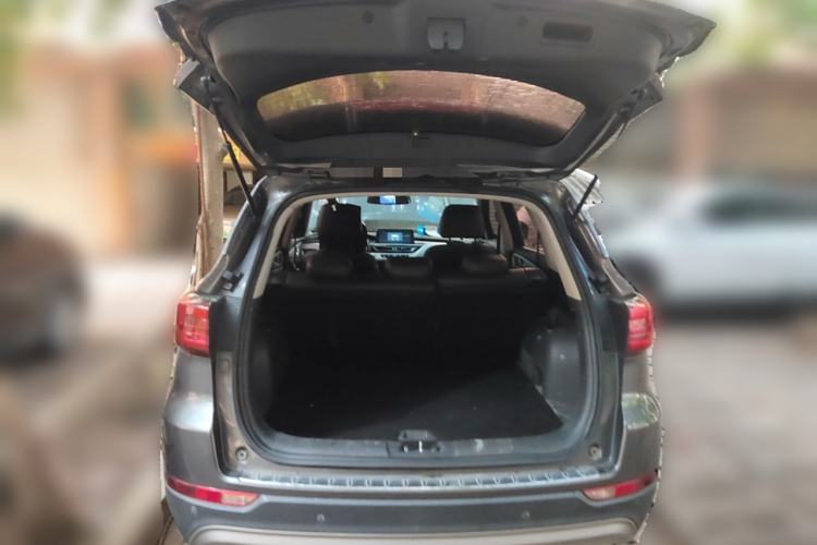 Used CHANGAN CS75 2018 280T Manual Smart Edition China V Standard Trunk
