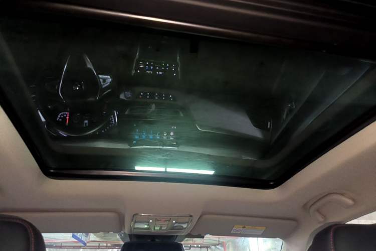 Used CHANGAN CS75 2018 280T Automatic Yazi Model China V Standard Headliner
