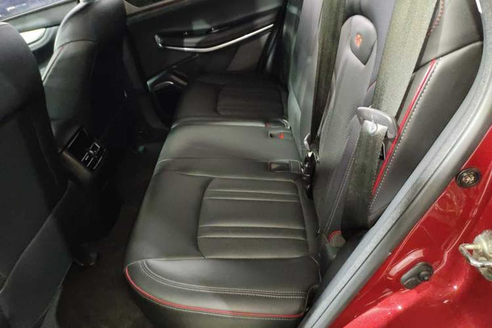 Used CHANGAN CS75 2018 280T Automatic Smart Edition China V Standard Left Rear Seat