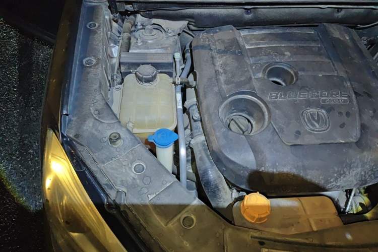 Used CHANGAN CS75 2018 280T Automatic Smart Edition China V Standard Engine Bay Right