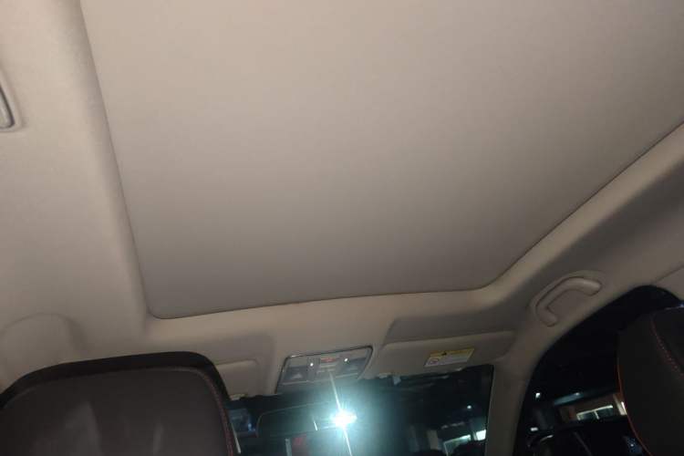Used CHANGAN CS75 2018 280T Automatic Luxury Edition China V Standard Headliner
