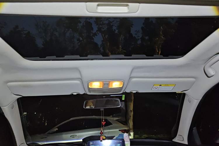 Used CHANGAN CS75 2018 280T Automatic Smart Edition China V Standard Headliner