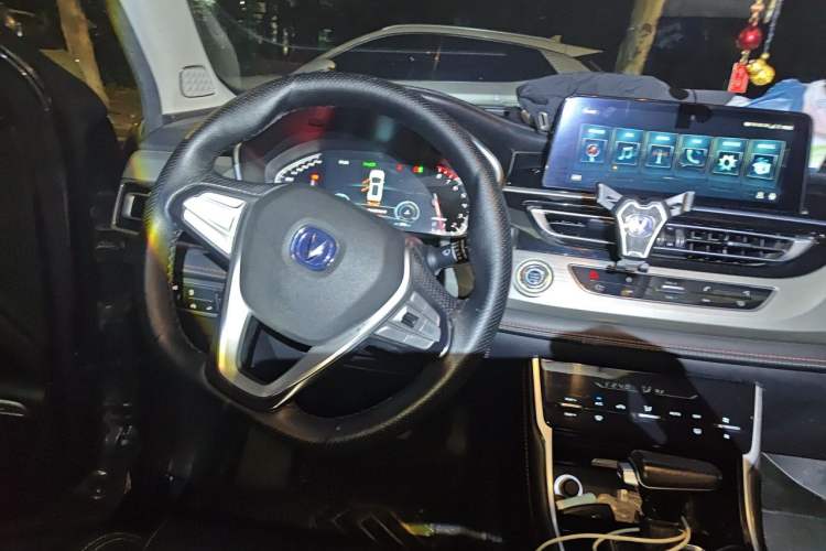 Used CHANGAN CS75 2018 280T Automatic Smart Edition China V Standard Steering Wheel