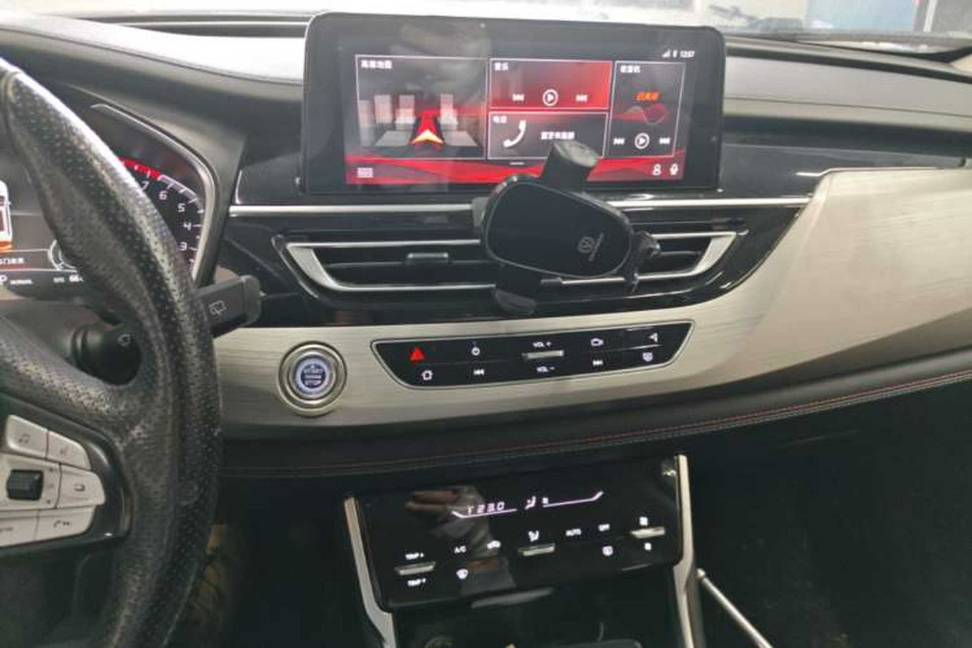 Used CHANGAN CS75 2018 280T Automatic Smart Edition China V-standard Audio And AC Panel