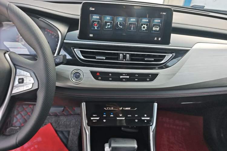 Used CHANGAN CS75 2018 280T Automatic Smart Edition China V-standard Audio And AC Panel