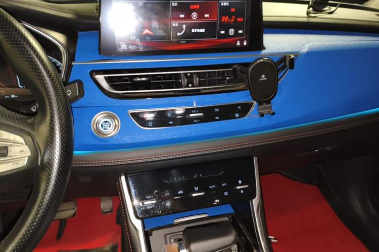 Used CHANGAN CS75 2018 280T Automatic Smart Edition China V-standard Audio And AC Panel