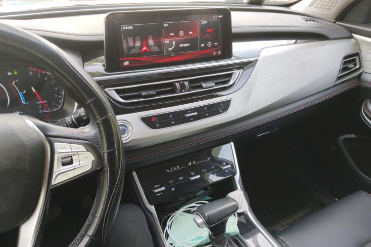 Used CHANGAN CS75 2018 280T Automatic Smart Edition China V Standard Audio And AC Panel