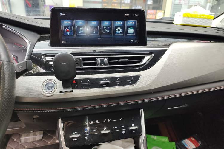 Used CHANGAN CS75 2018 280T Automatic Smart Edition China V Standard Audio And AC Panel