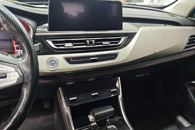 Used CHANGAN CS75 2018 280T Automatic Smart Edition China V Standard Audio And AC Panel