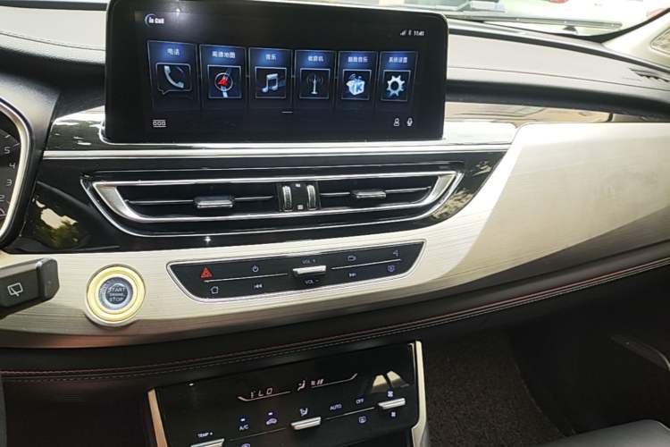 Used CHANGAN CS75 2018 280T Automatic Smart Edition China V-standard Audio And AC Panel