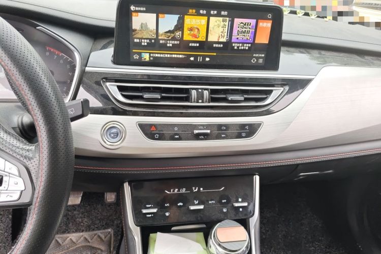Used CHANGAN CS75 2018 280T Automatic Smart Edition China V-standard Audio And AC Panel