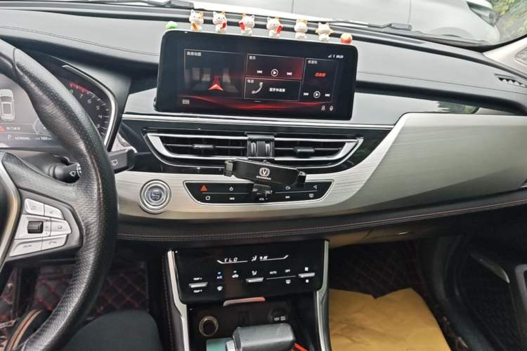 Used CHANGAN CS75 2018 280T Automatic Smart Edition China V-standard Audio And AC Panel