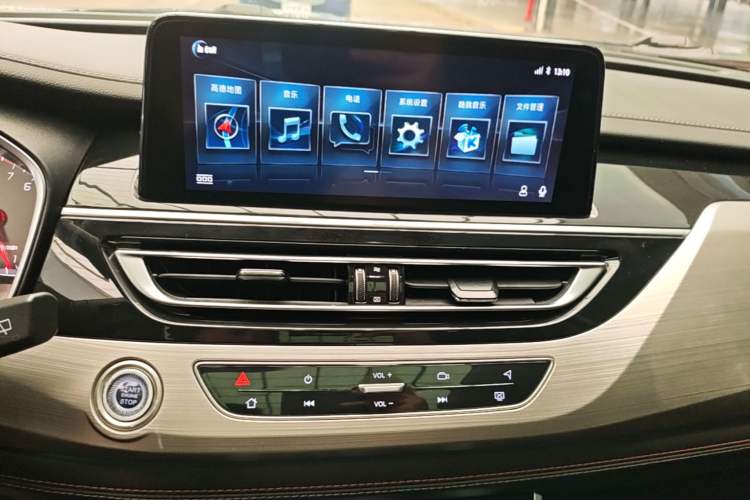 Used CHANGAN CS75 2018 280T Automatic Smart Edition China V-standard Audio And AC Panel