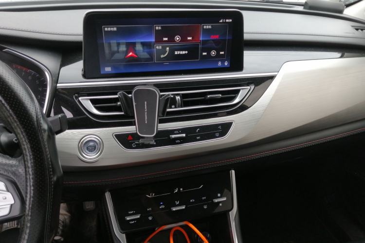 Used CHANGAN CS75 2018 280T Manual Smart Edition China V Standard Audio And AC Panel