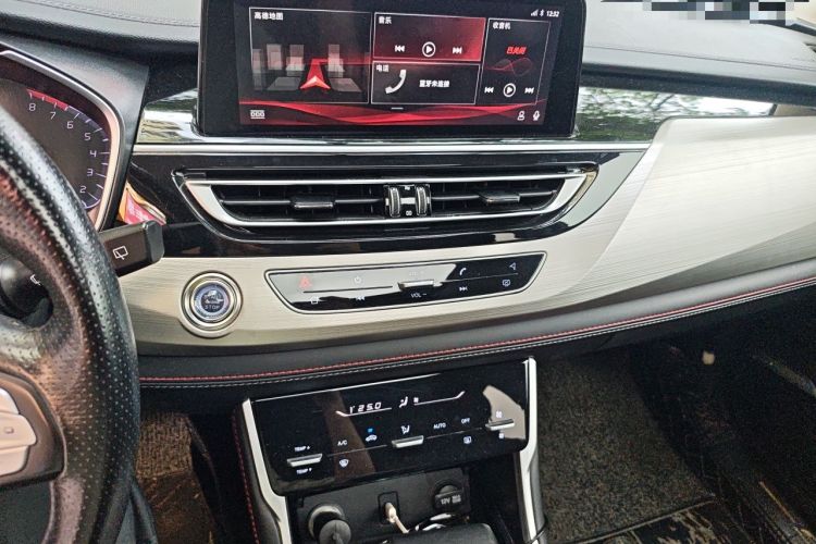 Used CHANGAN CS75 2018 280T Automatic Smart Edition China V Standard Audio And AC Panel