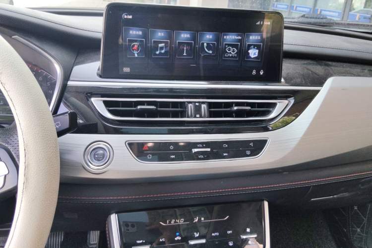 Used CHANGAN CS75 2018 280T Manual Elite Version China V Standard Audio And AC Panel