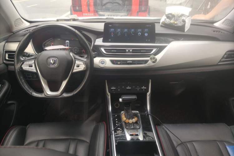 Used CHANGAN CS75 2018 280T Automatic Smart Edition China V-standard Center Console
