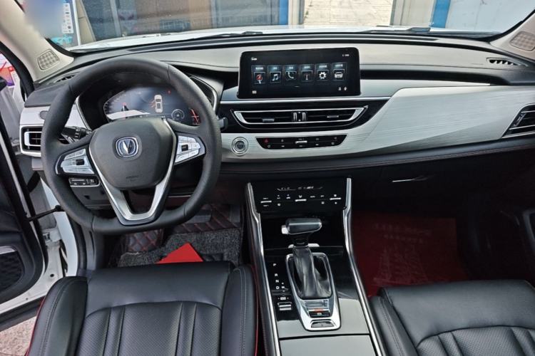 Used CHANGAN CS75 2018 280T Automatic Smart Edition China V-standard Center Console