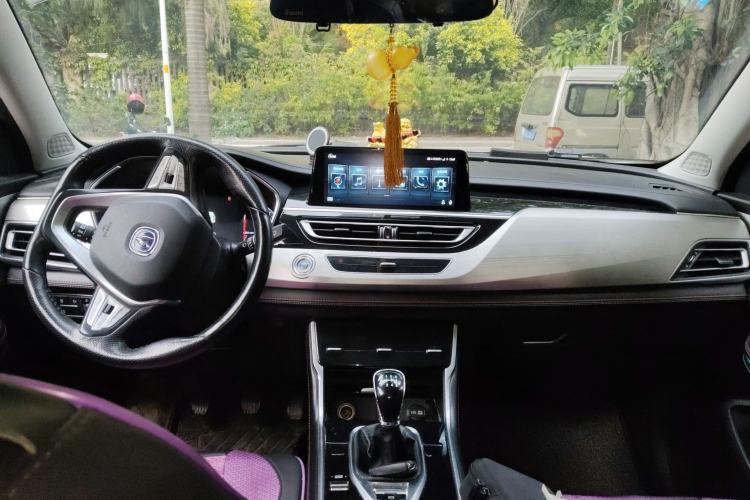 Used CHANGAN CS75 2018 280T Manual Elite Version China V Standard Center Console