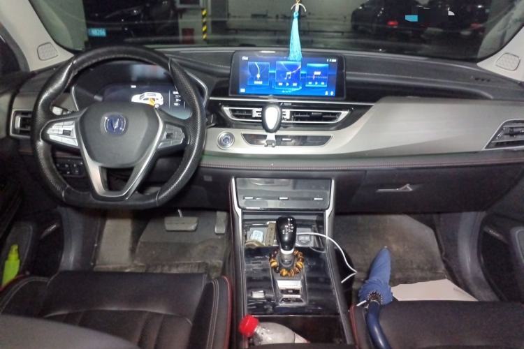 Used CHANGAN CS75 2018 280T Automatic Smart Model China V Standard Center Console