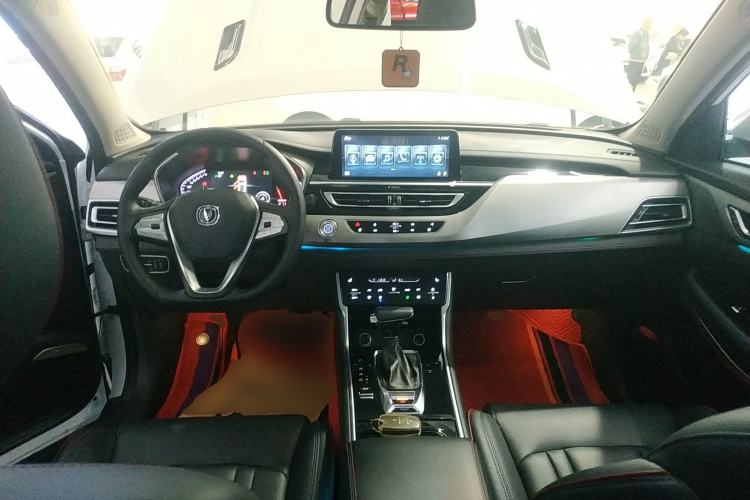Used CHANGAN CS75 2018 280T Automatic Yazi Model China V Standard Center Console