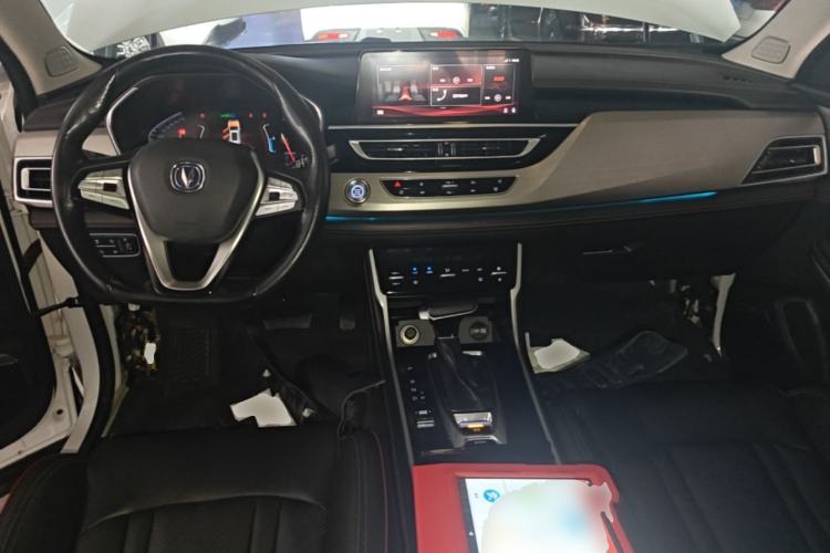 Used CHANGAN CS75 2018 280T Automatic Smart Edition China V-standard Center Console