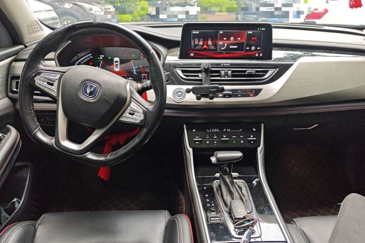 Used CHANGAN CS75 2018 280T Automatic Yazi Model China V Standard Center Console