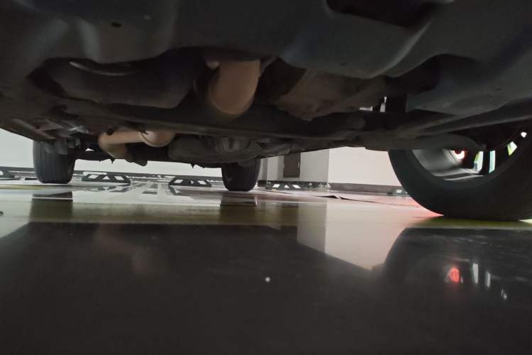 Used CHANGAN CS75 2018 280T Automatic Yazi Model China V Standard Chassis Front