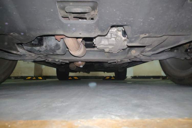 Used CHANGAN CS75 2018 280T Automatic Yazi Model China V Standard Chassis Front