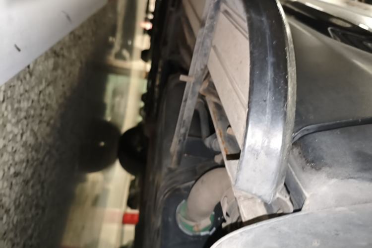 Used CHANGAN CS75 2018 280T Automatic Smart Edition China V-standard Chassis Rear Left