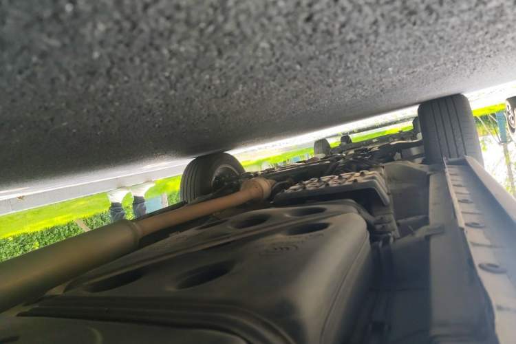 Used CHANGAN CS75 2018 280T Automatic Smart Edition China V-standard Chassis Rear Left