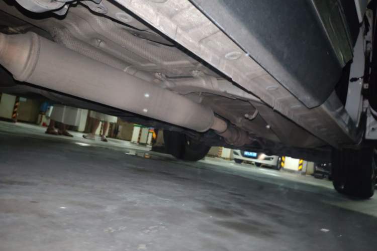 Used CHANGAN CS75 2018 280T Automatic Yazi Model China V Standard Chassis Rear Right