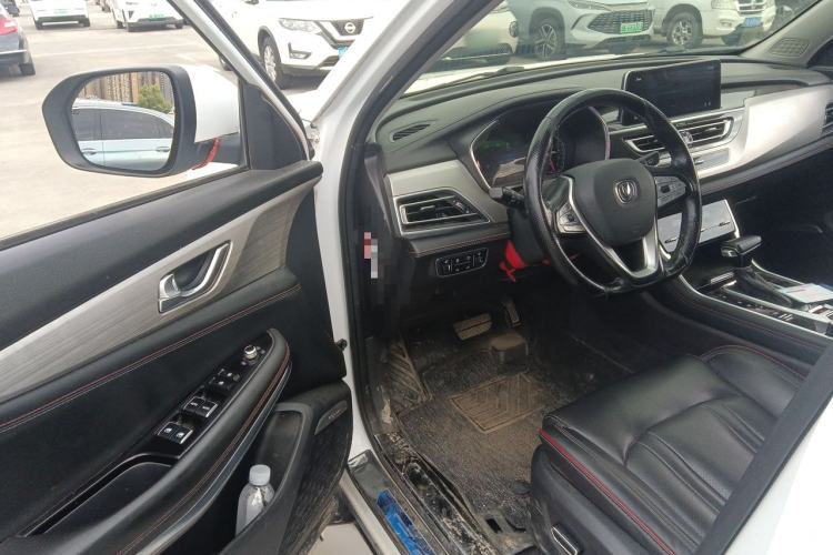 Used CHANGAN CS75 2018 280T Automatic Yazi Model China V Standard Driver Seat