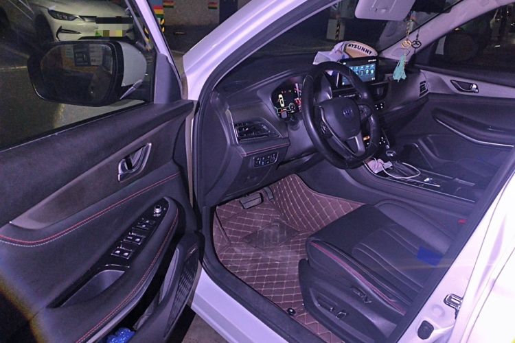 Used CHANGAN CS75 2018 280T Automatic Smart Edition China V-standard Driver Seat
