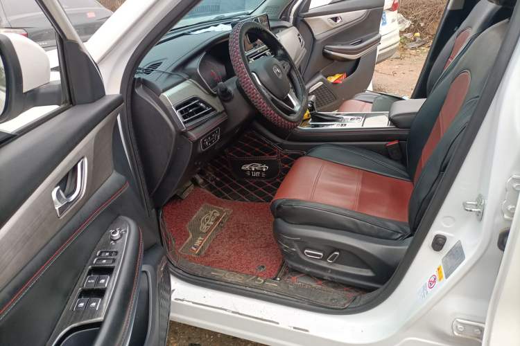 Used CHANGAN CS75 2018 280T Automatic Smart Edition China V-standard Driver Seat