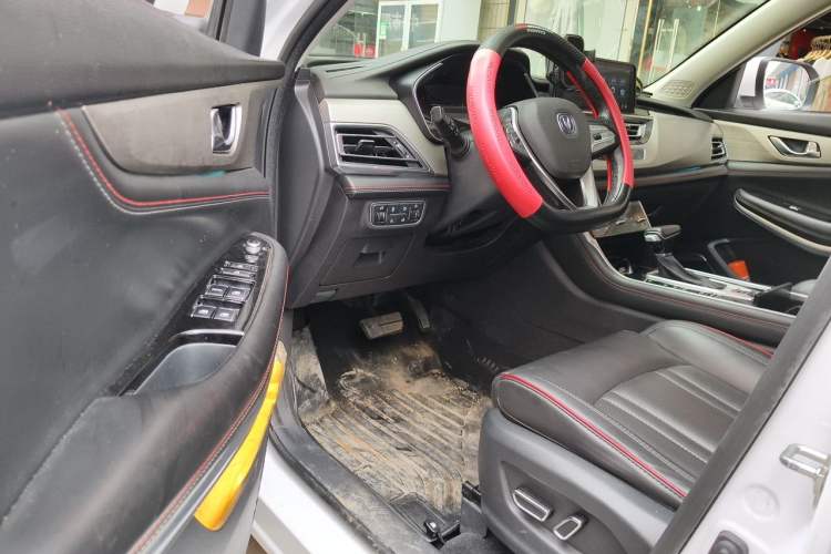 Used CHANGAN CS75 2018 280T Automatic Smart Edition China V-standard Driver Seat