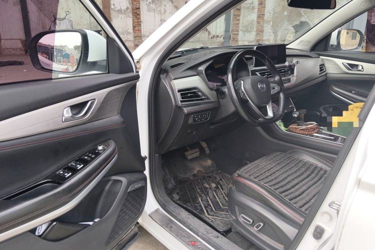 Used CHANGAN CS75 2018 280T Automatic Smart Edition China V-standard Driver Seat