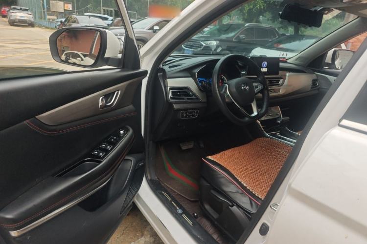 Used CHANGAN CS75 2018 280T Automatic Smart Edition China V Standard Driver Seat