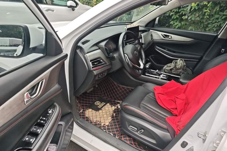 Used CHANGAN CS75 2018 280T Automatic Smart Edition China V-standard Driver Seat