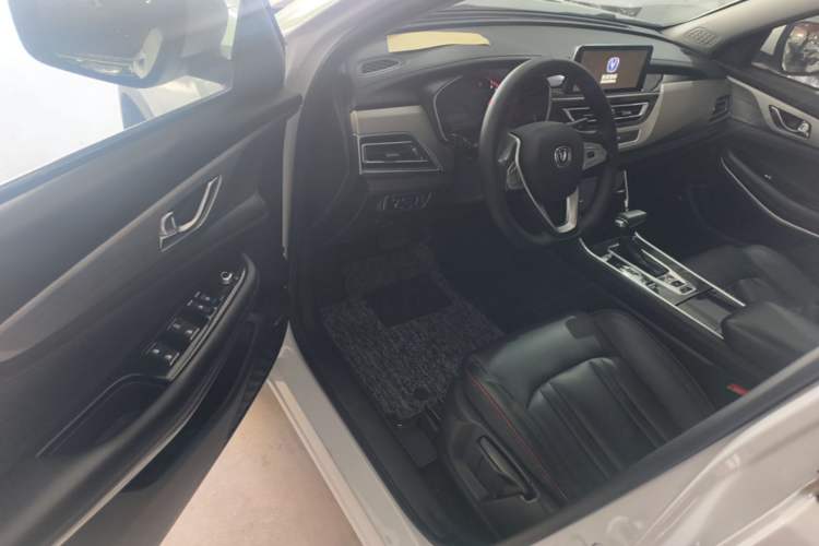 Used CHANGAN CS75 2018 280T Automatic Smart Edition China V Standard Driver Seat