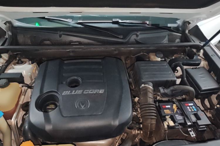 Used CHANGAN CS75 2018 280T Automatic Yazi Model China V Standard Engine Bay
