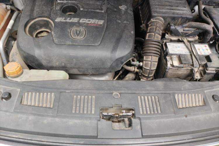 Used CHANGAN CS75 2018 280T Automatic Smart Edition China V-standard Engine Bay