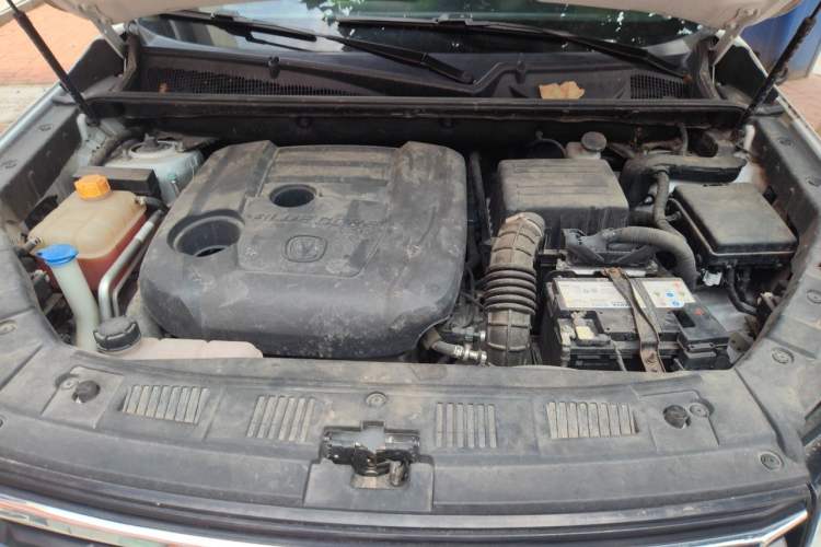 Used CHANGAN CS75 2018 280T Manual Smart Edition China V Standard Engine Bay