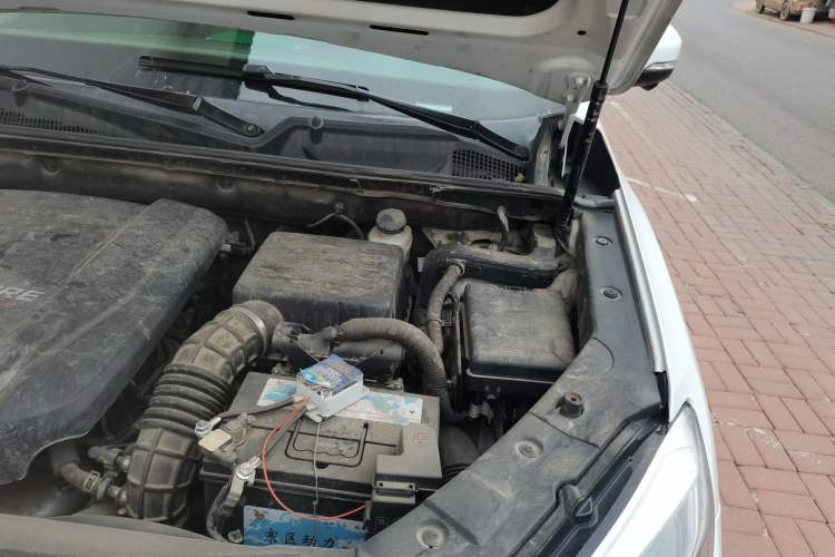 Used CHANGAN CS75 2018 280T Automatic Smart Model China V Standard Engine Bay Left
