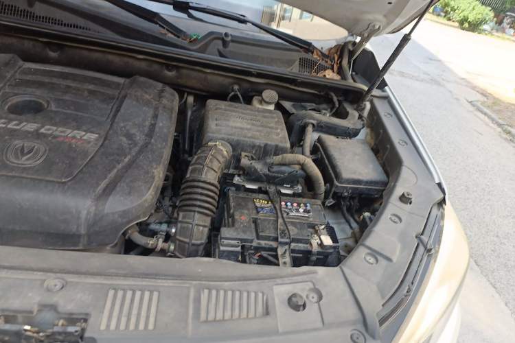 Used CHANGAN CS75 2018 280T Automatic Smart Edition China V-standard Engine Bay Left